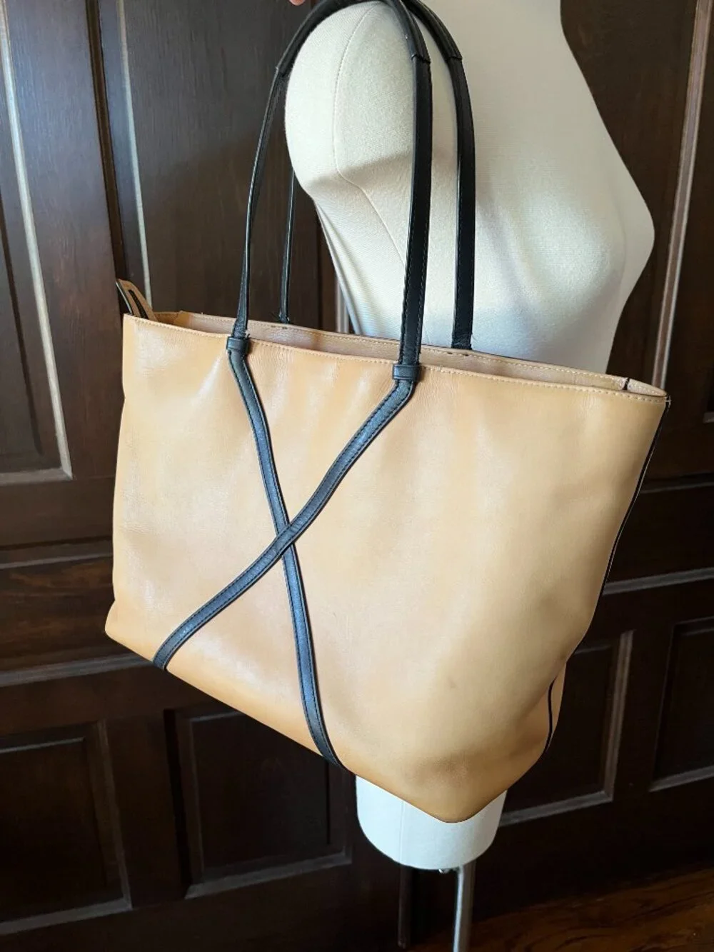 Tumi Sycamore Tote Bag In Bridle Leather Santa Monica Collection Large Purse